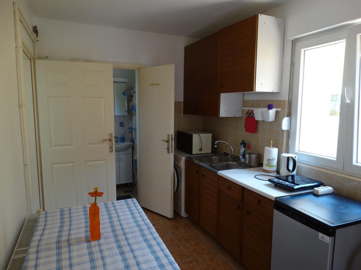Marijana - Center Appartement Novi Sad Buitenkant foto